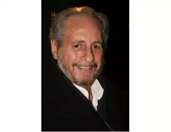 Jorge Lavat falleció la noche de ayer a causa de una infección provocada por una intervención quirúrgica en la columna vertebral.