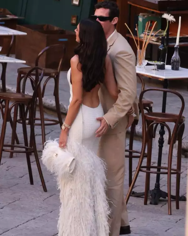 Dua Lipa y Callum Turner dan inicio a su boda en Sicilia, Italia
