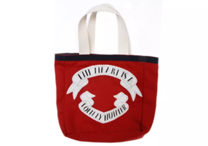 Bolsas y carteras, la especialidad de la diseñadora. (Foto: Cortesía Olympia Le Tan)