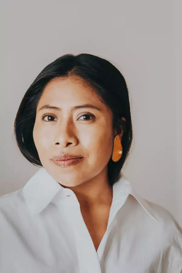 Nuria Lagarde para ELLE México