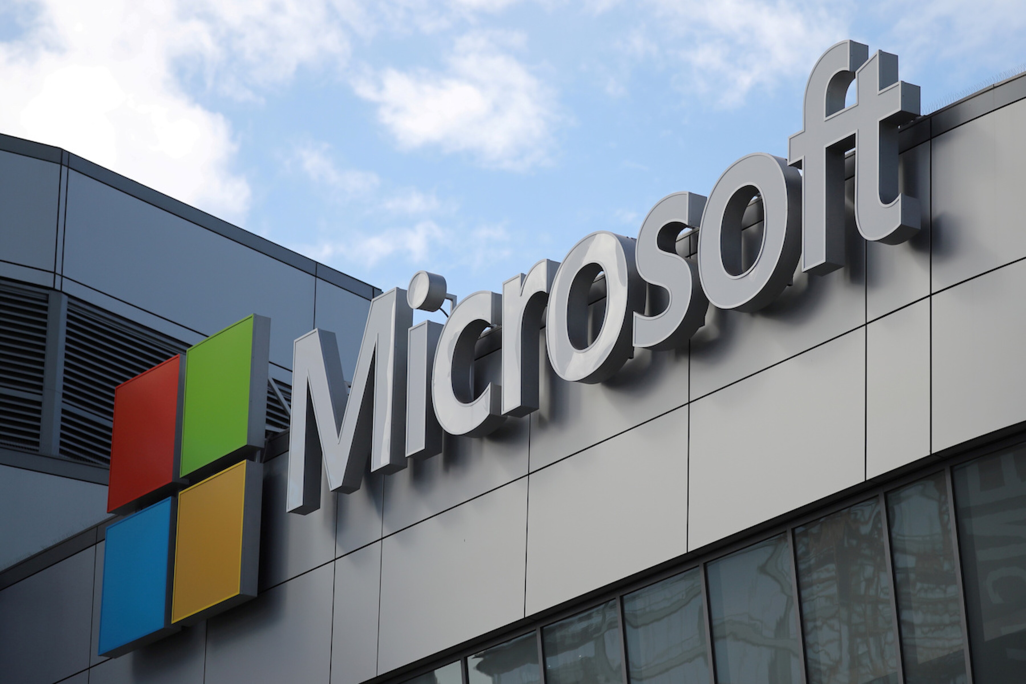 Microsoft negocia la compra de la firma de inteligencia artificial Nuance Microsoft negocia la compra de la firma de inteligencia artificial Nuance