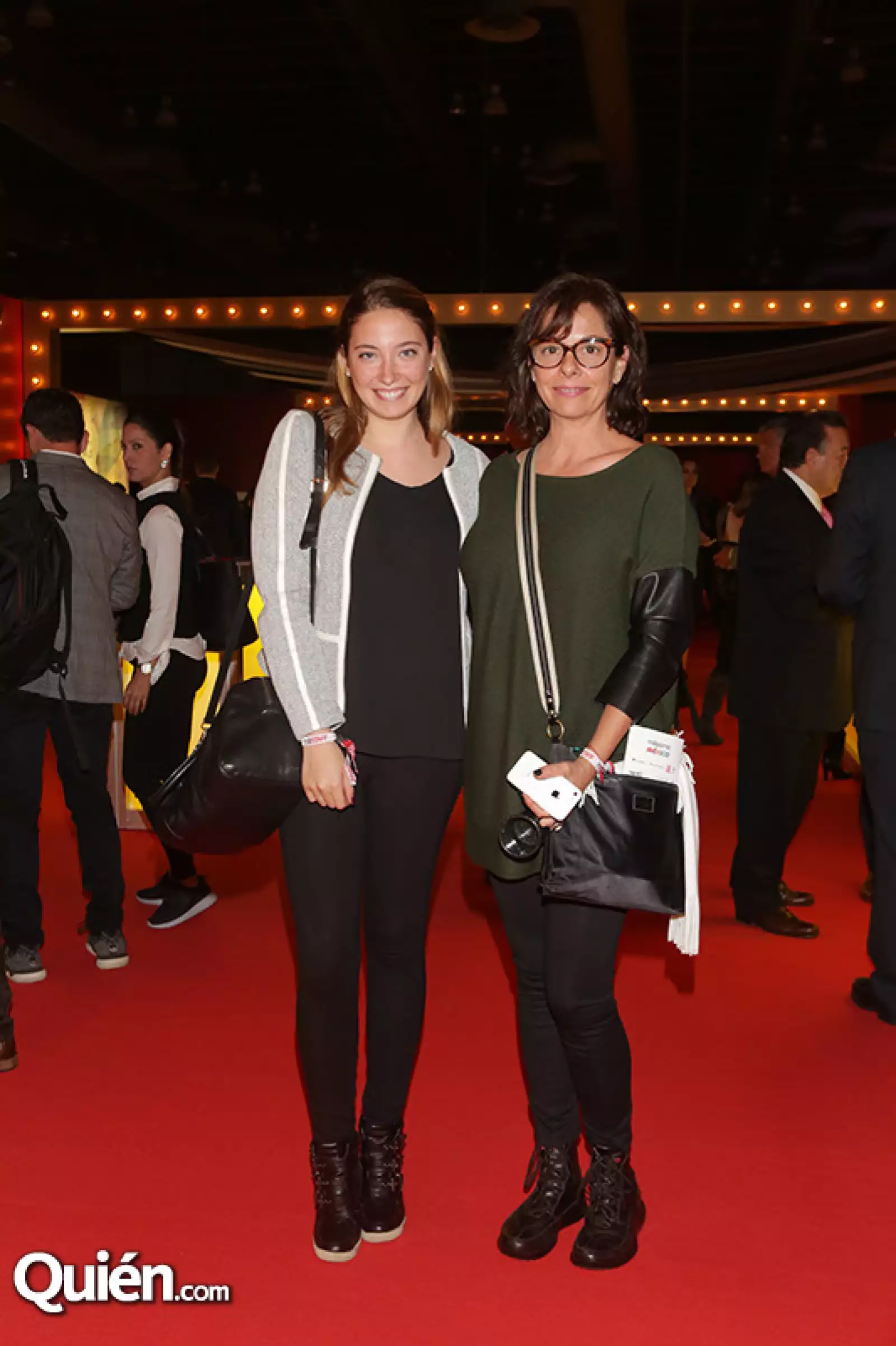 Andrea Sarquis y Gina Vallejo