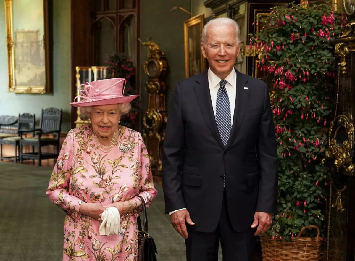 The Queen Invites The President Of The United States And The First Lady To Tea