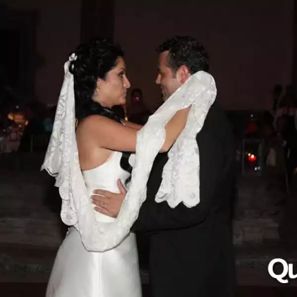 Danielle Dithurbide, Guillermo Ochoa