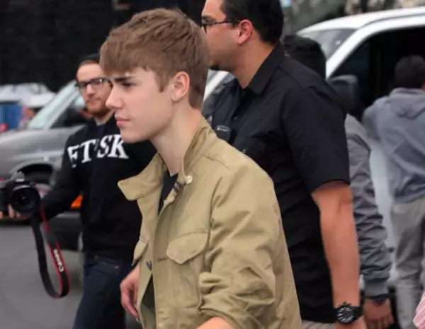 Bieber dijo sentirse muy querido por todas sus fans.