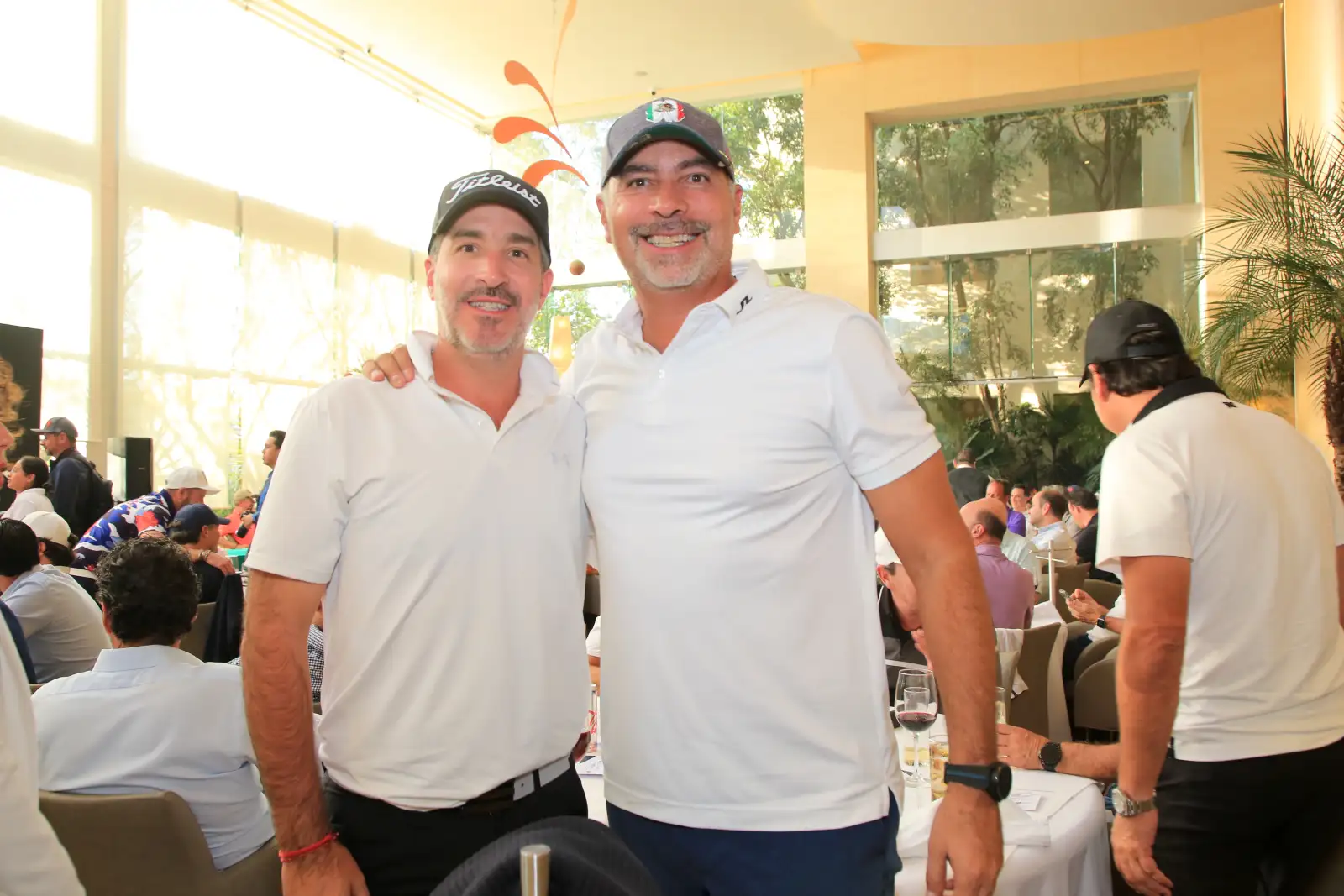 Alejandro Díaz Ceballos y Tony Farah 