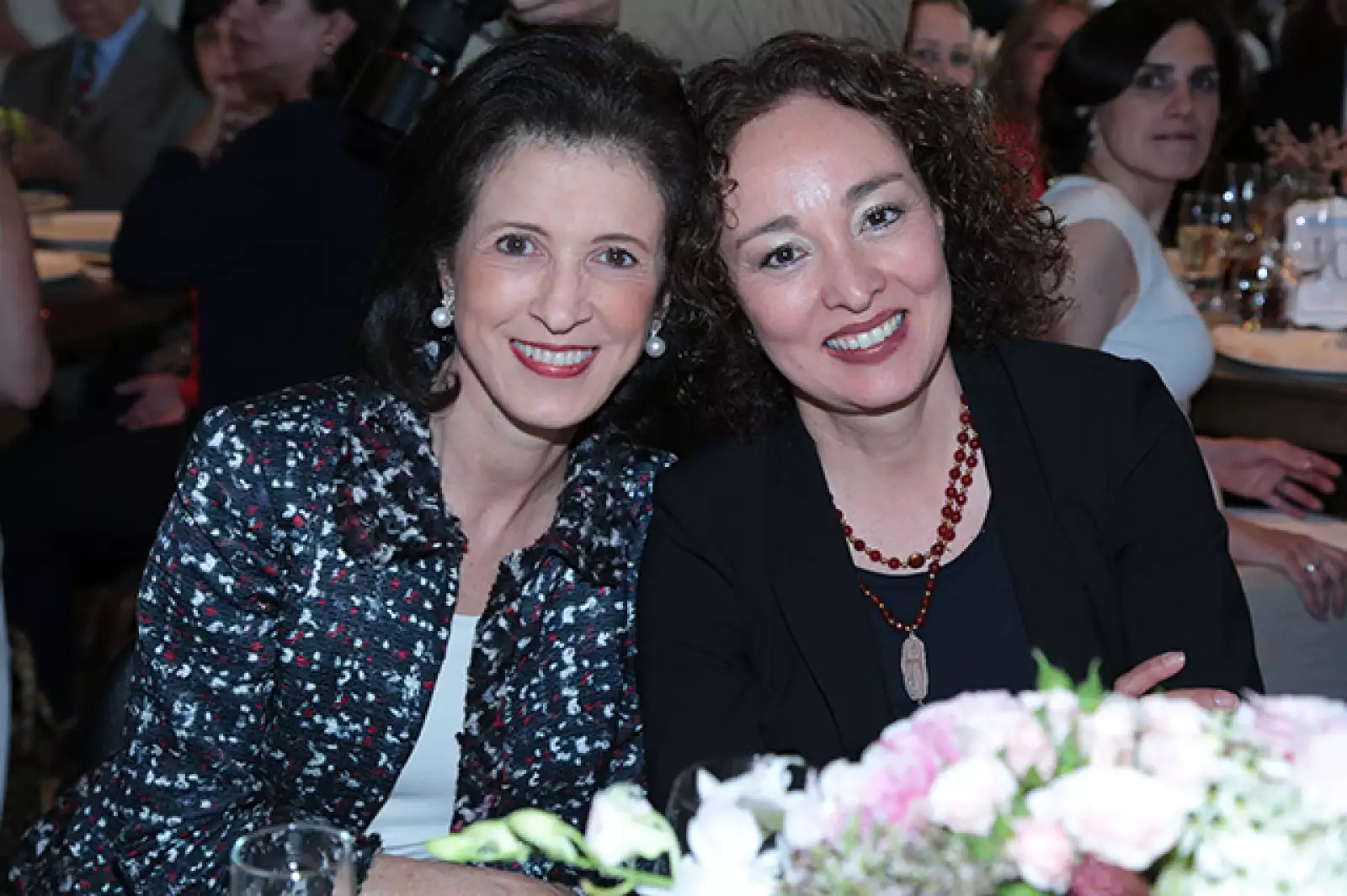 Magdalena Carral,Gabriela Hernández