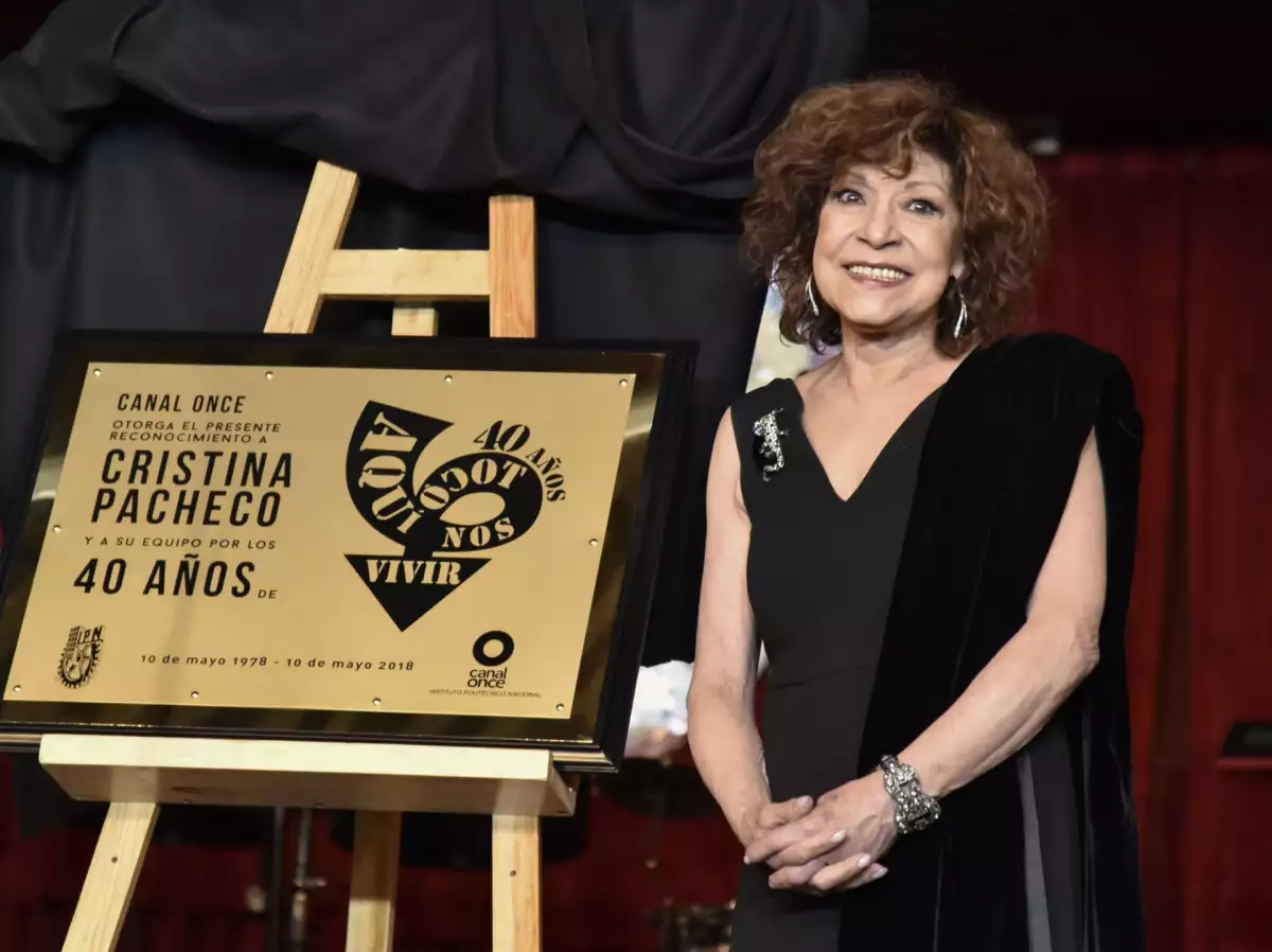 Cristina Pacheco Aniversario Programa-2.jpg