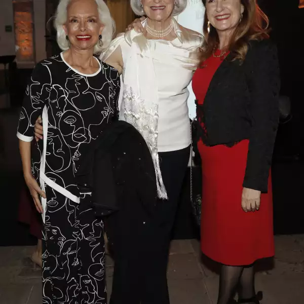 concepcion-olavarrieta-julienne-gallardo-y-paloma-porraz