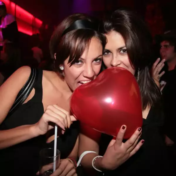 Tania Dorantes,Karla Leal