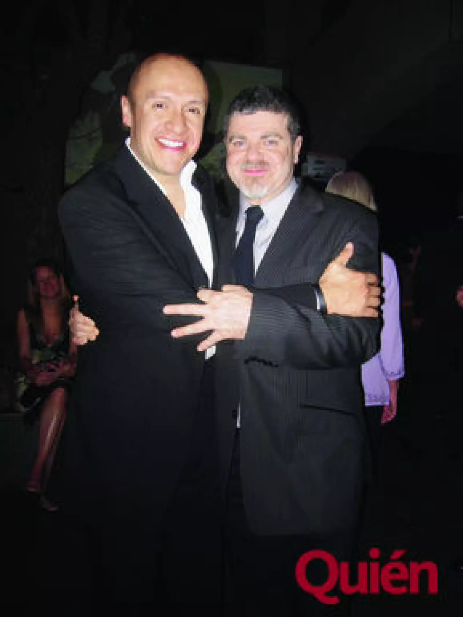 Martín Hernández, Gustavo Santaolalla