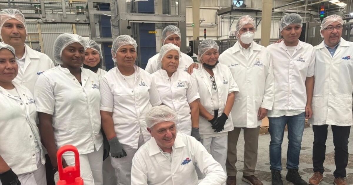 REFUGIADOS EN MÉXICO: TRABAS DE PAPEL LES NIEGAN EMPLEO