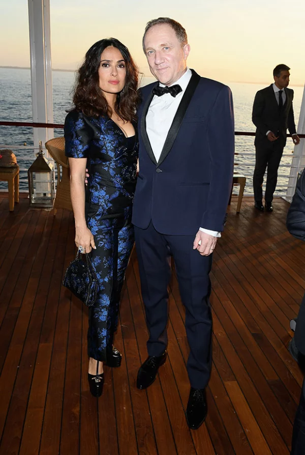 Salma y Pinaul en la fiesta de Vanity Fair y Chopard celebrada el sábado en el marco del festival de cine.