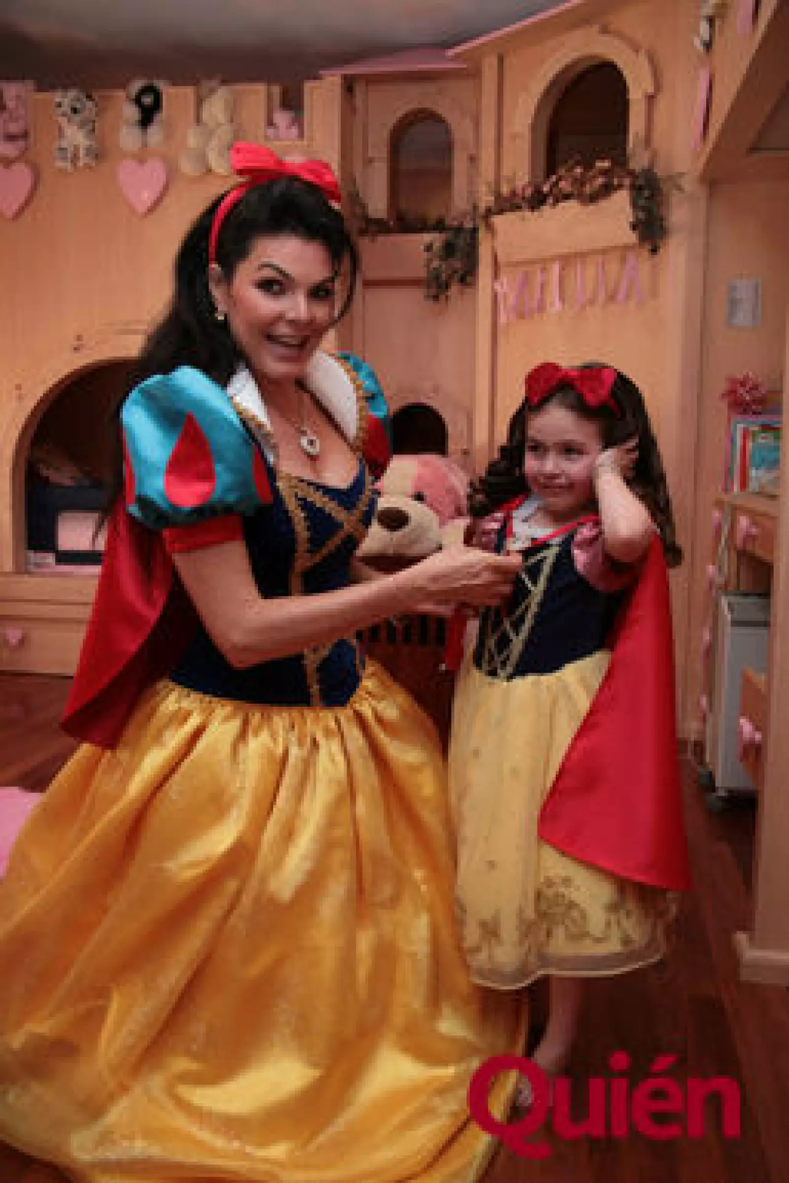 Mariana Peralta, Mariana Peralta