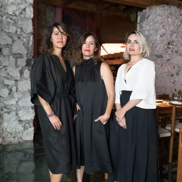 Cena con los miembros del consejo de "Campamento"