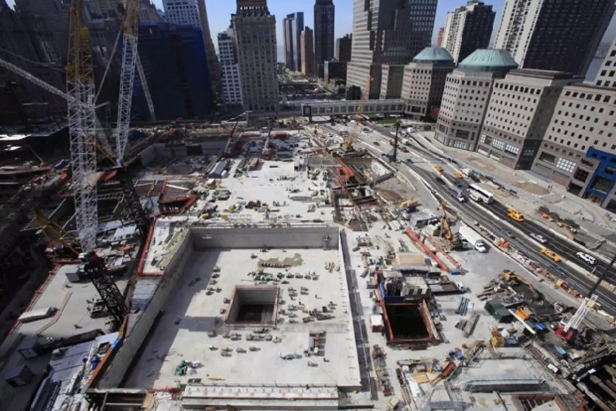 El museo que ahora se levanta para recordar a las víctimas del ataque del 11 de septiembre de 2001 espera abrir sus puertas en 2011.