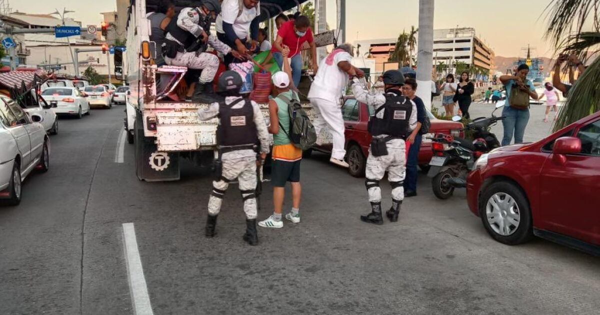 Lo que se sabe del paro de transportistas en Acapulco por amenazas