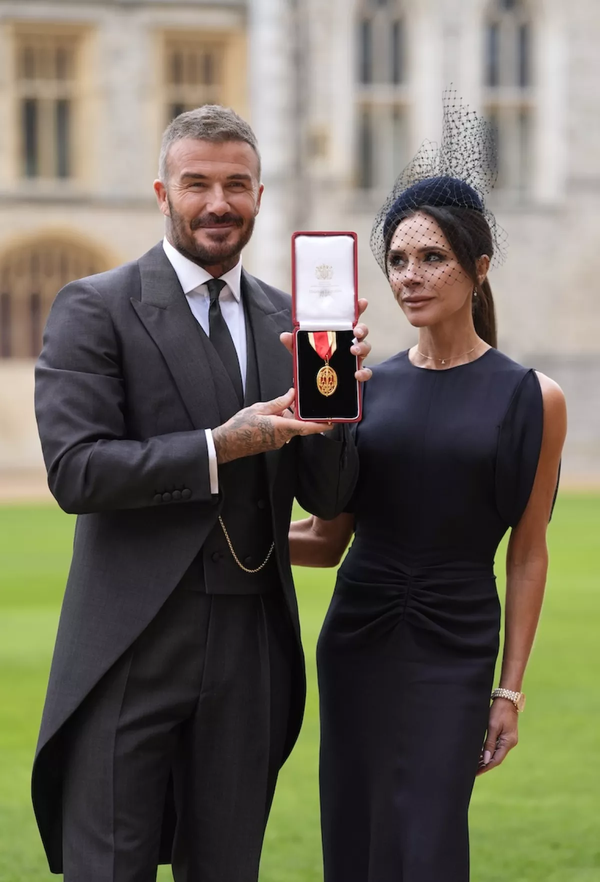 David Beckham fue nombrado Caballero por el rey Carlos III