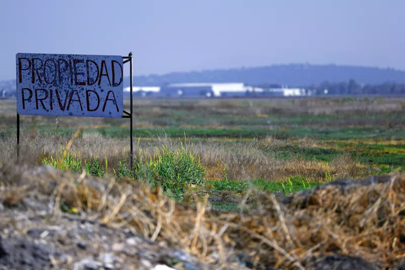 Santa Lucía - Aeropuerto - Tierras