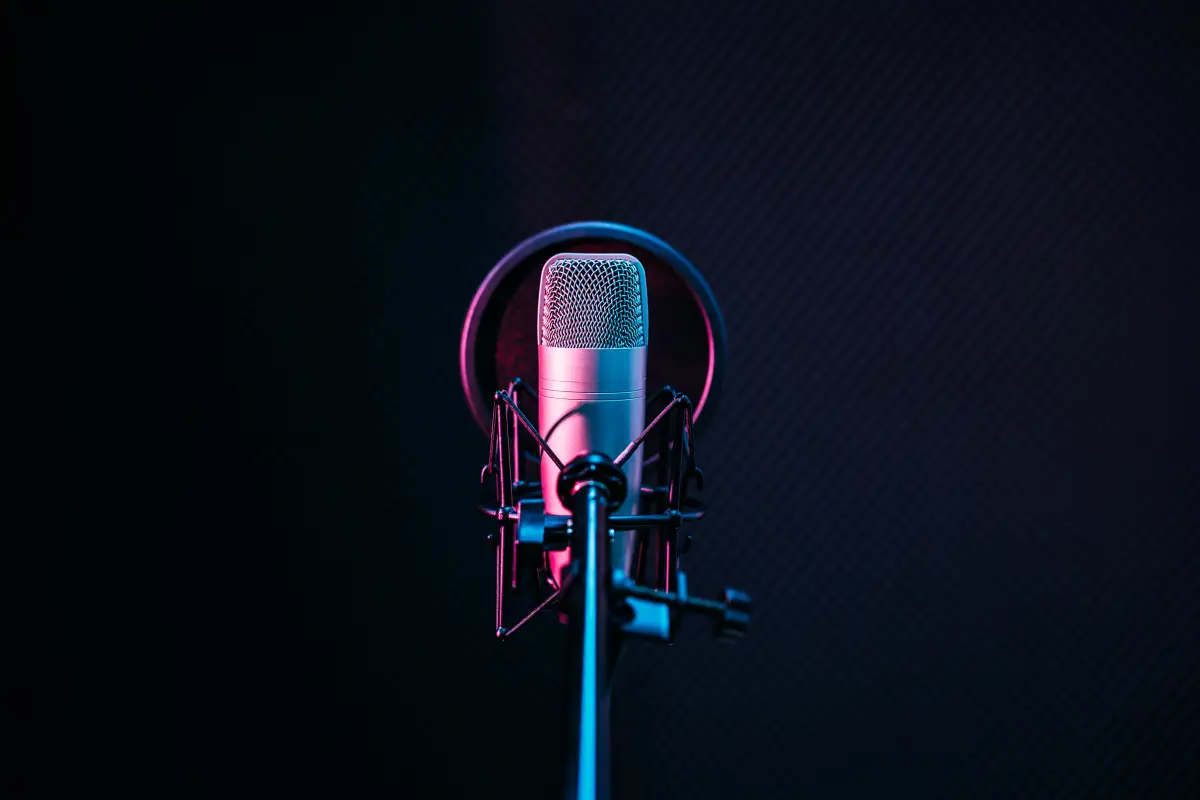 Sistema Radiopolis cuenta con estaciones W Radio, W Deportes, Los 40 y La Ke Buena, informó que Luis Maldonado Palomares fungirá como el nuevo director general 