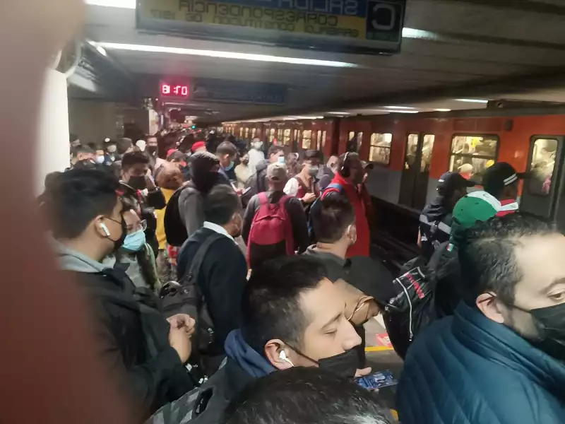 servicio metro linea 2 que paso