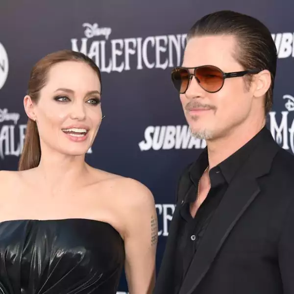 Tras más de 9 años de relación y dos de compromiso, los actores contrajeron nupcias en una ceremonia íntima realizada en un pequeña capilla en Chateau Miraval.