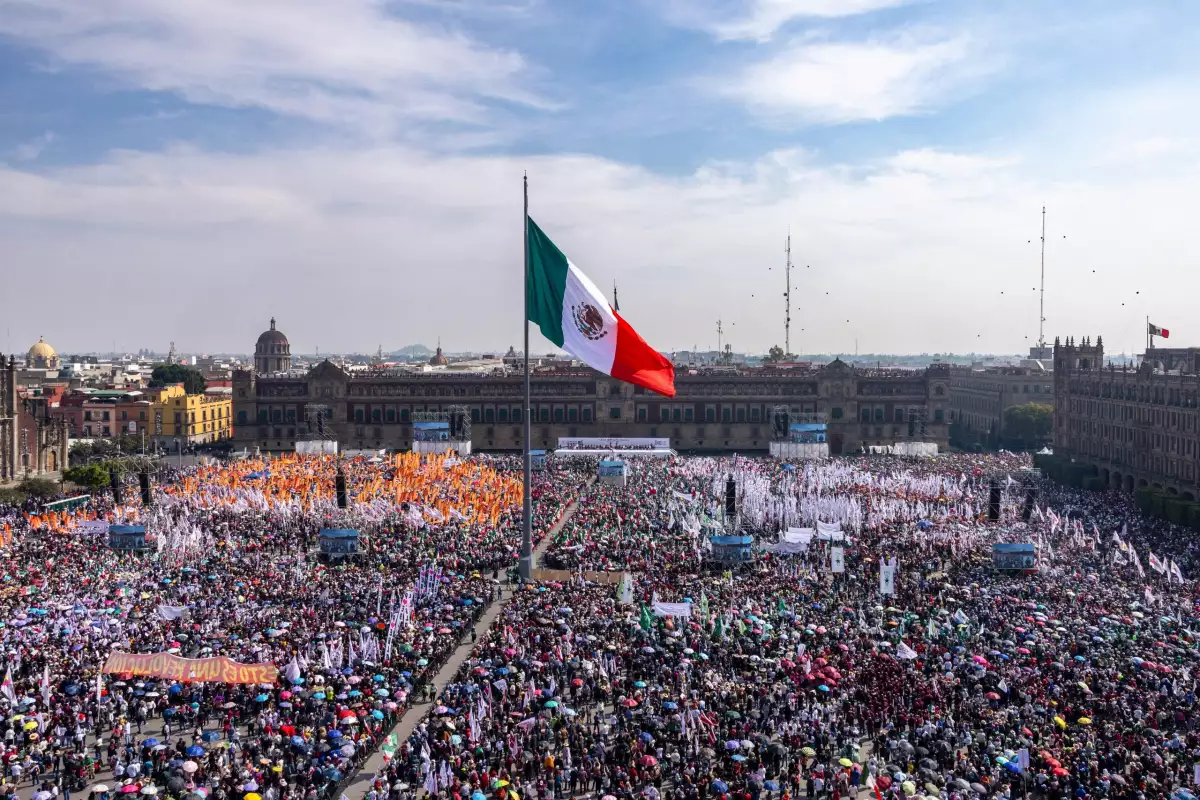 Mitin de Claudia Sheinbaum en el Zócalo