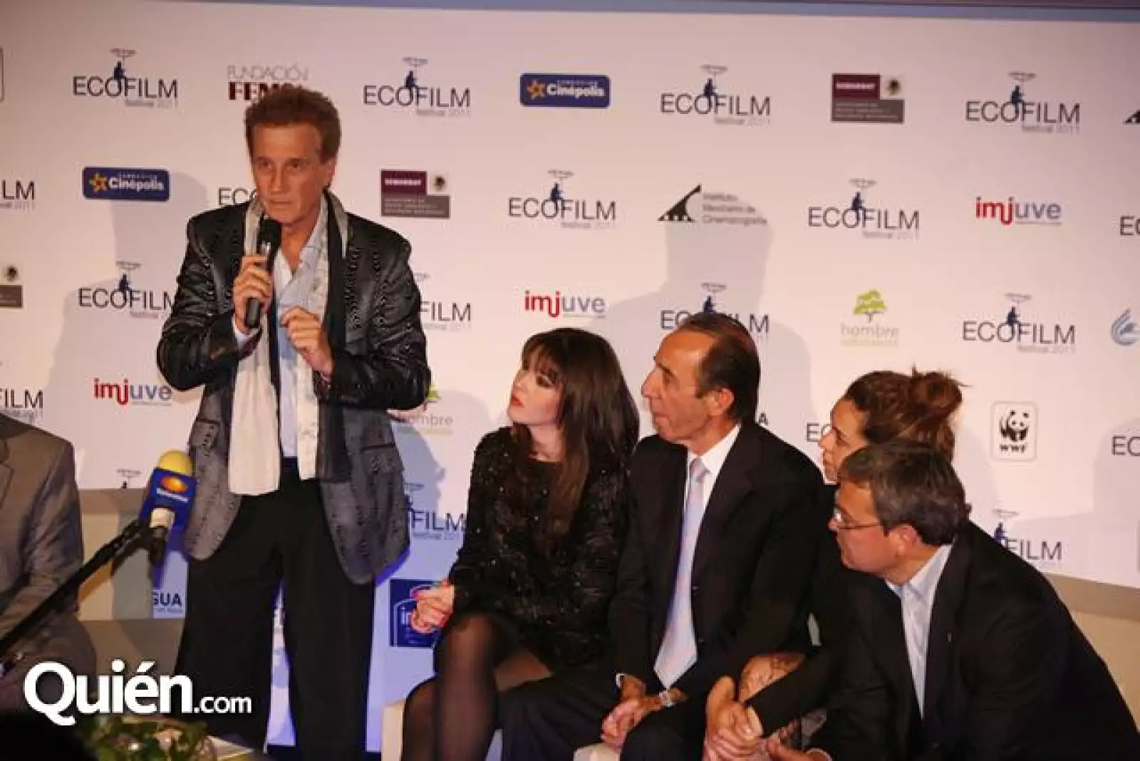 Emmanuel,Giovanna Acha, Manuel Arango,Pilar Ramírez,Eugenio Barrios