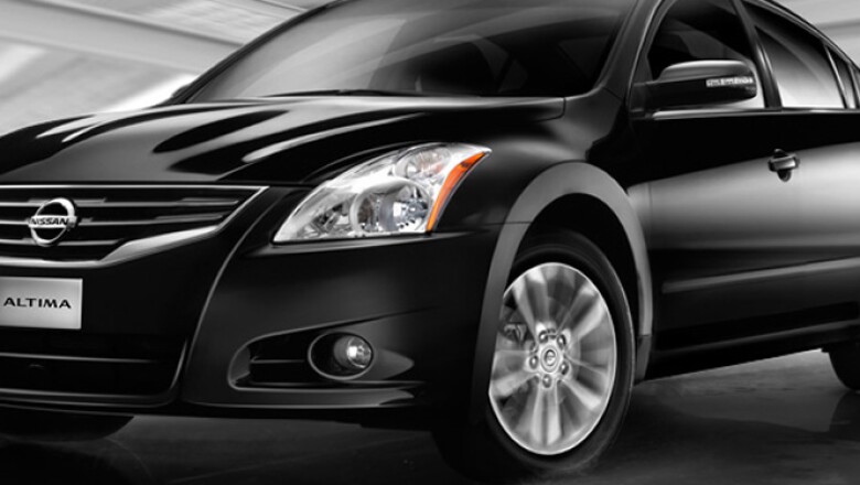 El Altima alcanzó el tercer escalón en los de lujo, con 3.043 coches vendidos.
