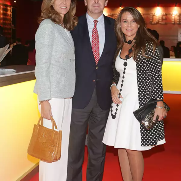 Ana López de Ocaña ,Luis Fernández y Sandra Quintanero