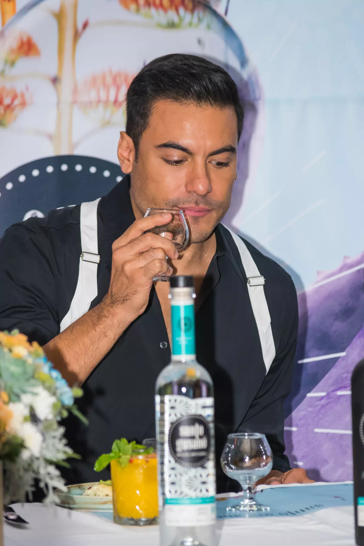 Mezcal Santo Gusano