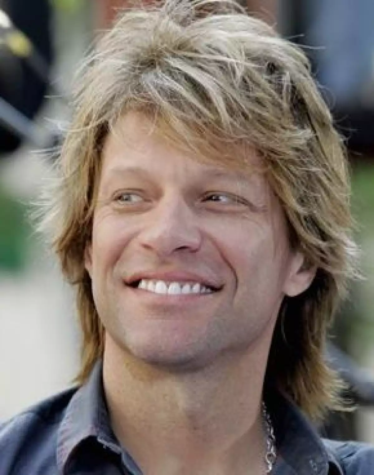 Fueron reconocidos el músico y 12 personalidades más por sus contribuciones positivas en el Estado.