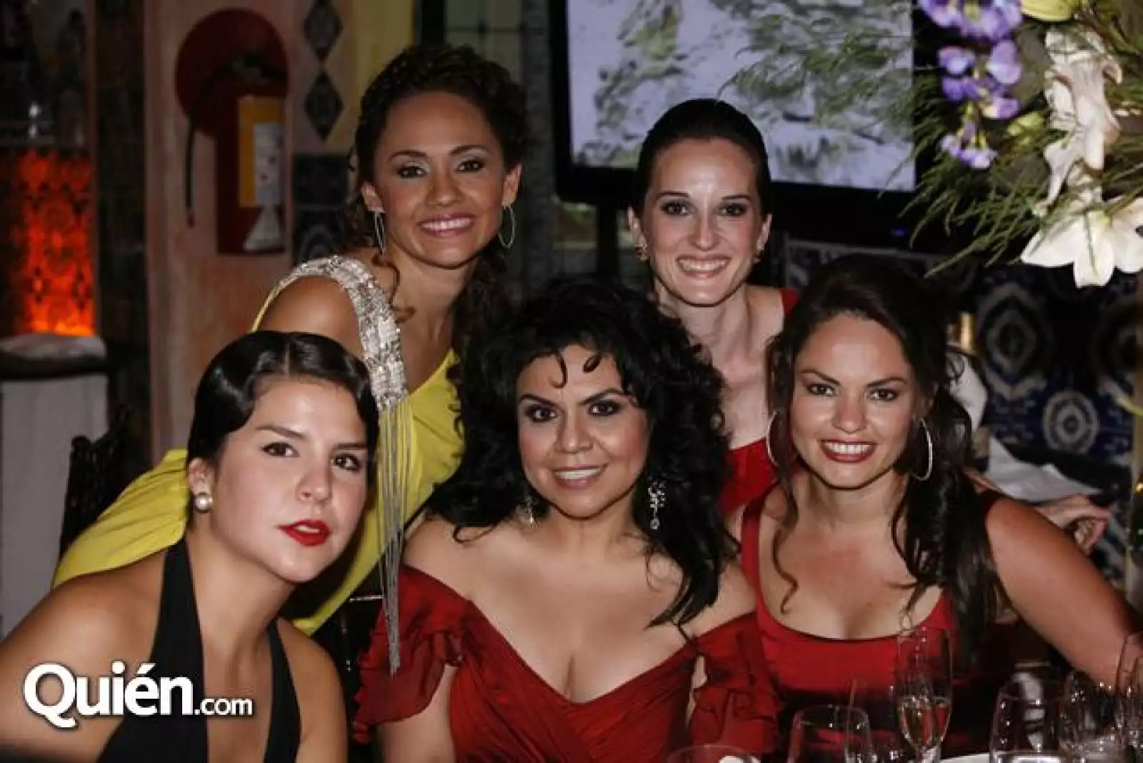 Myrtha Alvarado,Susana Alvarado,Susana Chaparro,Teresita Dominguez,Jaquelin Alvarado