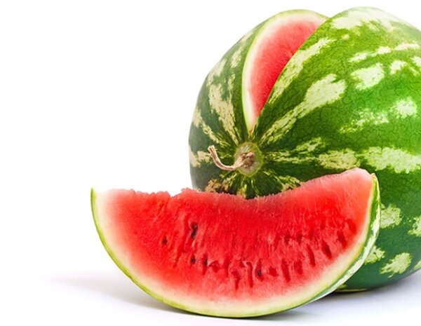 La sandía está compuesta primordialmente por agua, convirtiéndola en un alimento de 0 calorías.