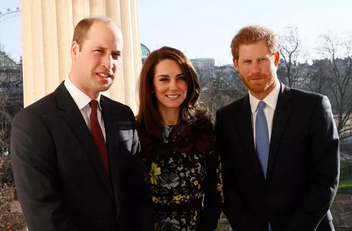 Kate Middleton, el príncipe William y el príncipe Harry.