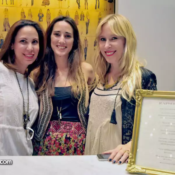 Lizzie Erhard, Dominique Mathieu y Vivian Barón