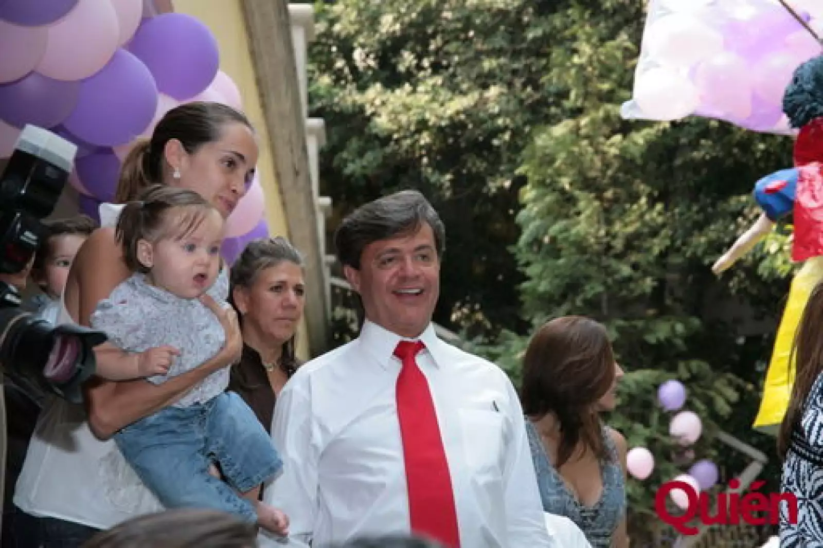 Gia Hidalgo, Olivia Peralta, Carlos Peralta