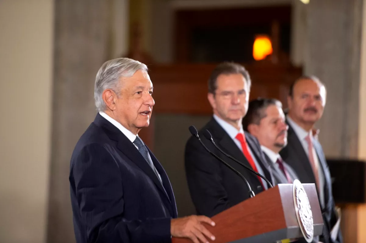 AMLO arranque de clases.jpeg