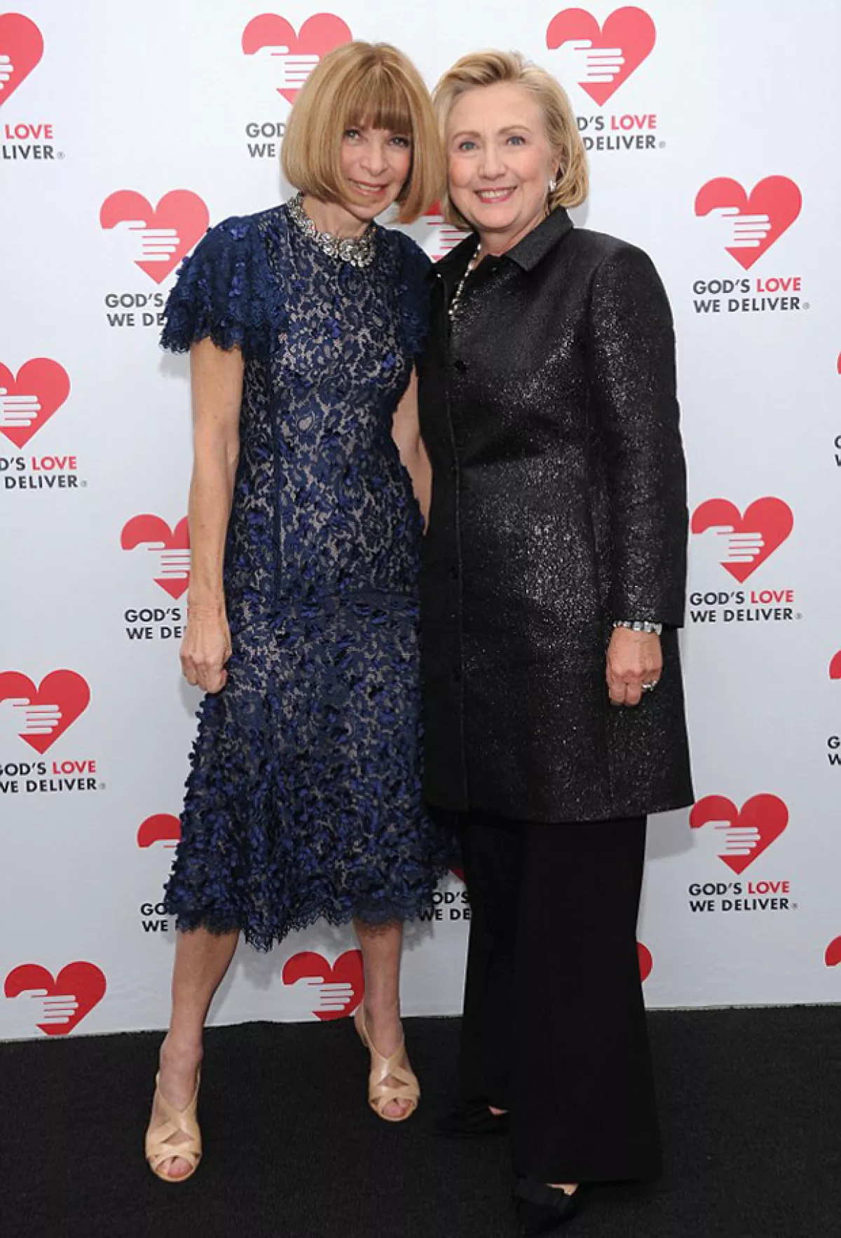 Hillary se ha acercado a la moda durante estos meses de campaña gracias a los consejos de la editora de Vogue US, Anna Wintour.