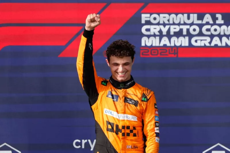Lando Norris dice que McLaren puede aspirar al título en 2025