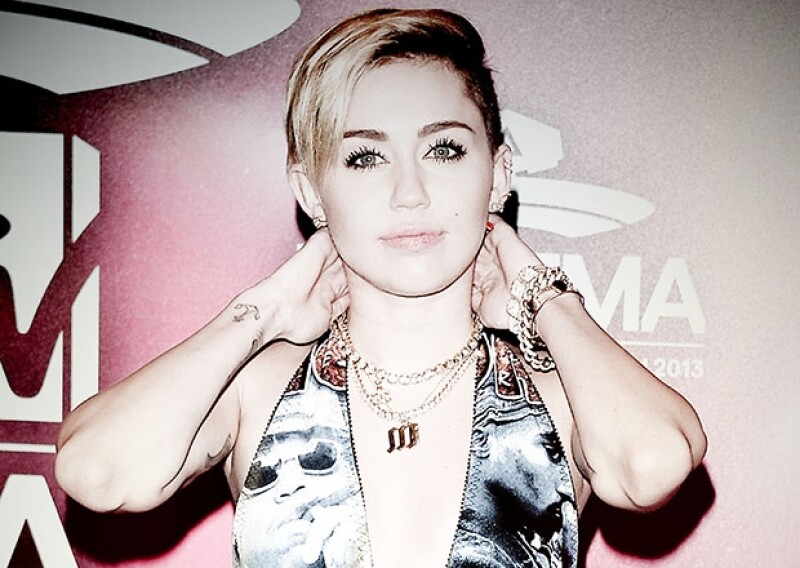 Han sido tantas polémicas que Miley ha causado con su personalidad que nos preguntamos si ahora que es mayor de edad tendrá más sorpresas por mostrar al público.