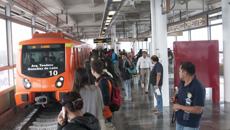 El tramo que va de Tláhuac a Periférico Oriente reinicia operaciones, completamente, en condiciones de seguridad absoluta, informaron autoridades.