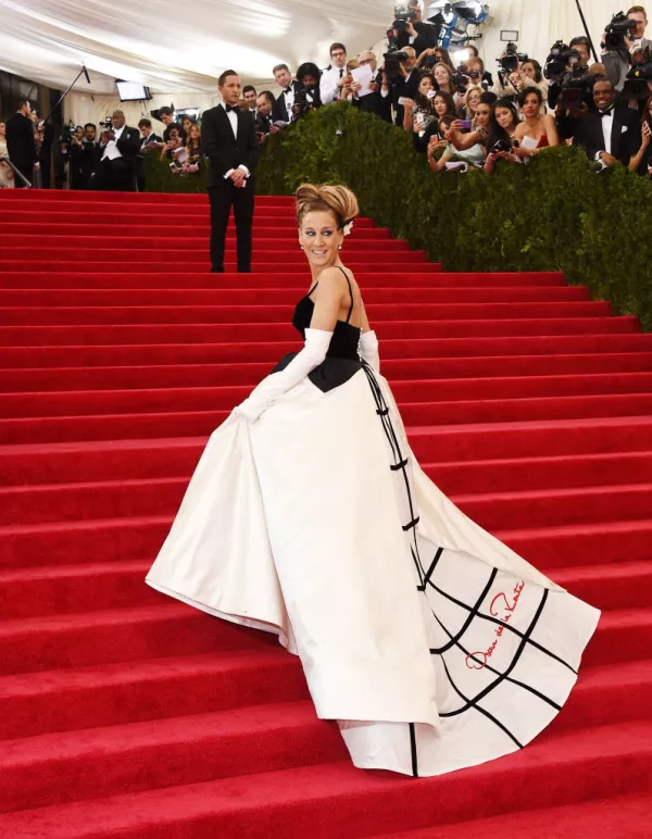 "Charles James: Beyond Fashion" Costume Institute Gala - Arrivals