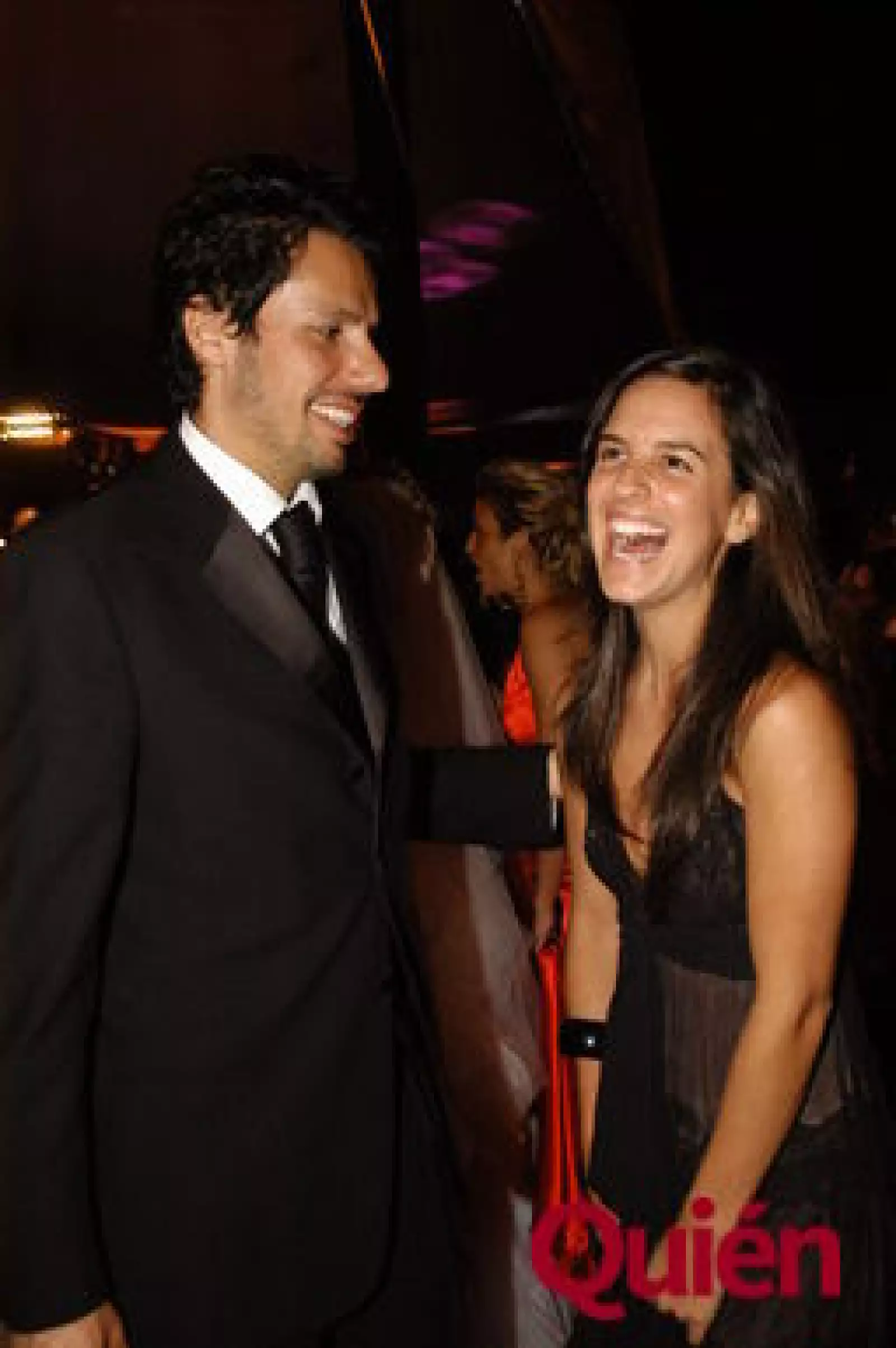 Enrique Hernández Pons, Ana Holsch