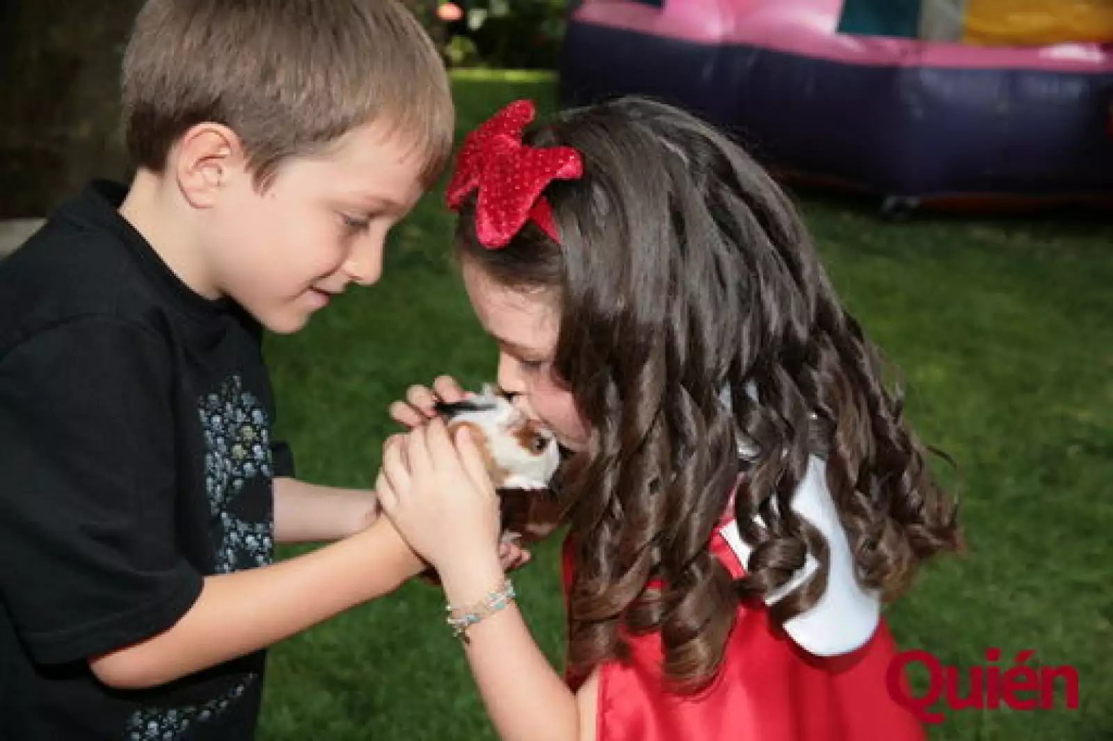 Nicolas Peralta, Mariana Peralta