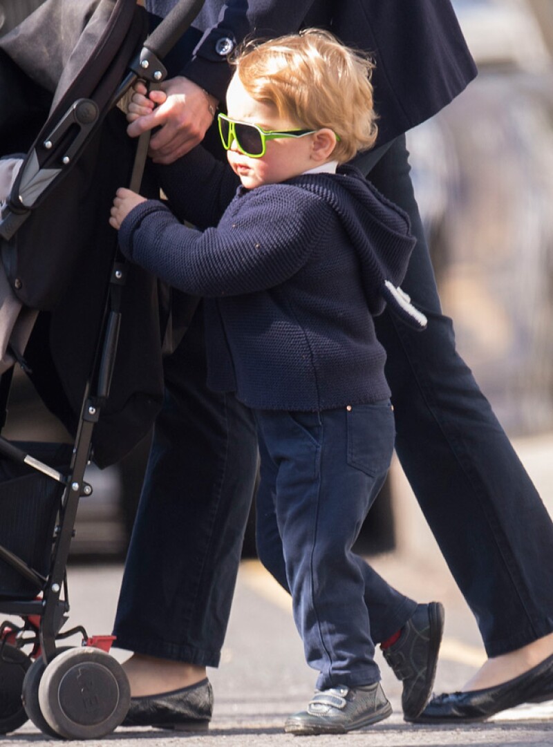 A pesar de tener casi dos años, las apariciones públicas del príncipe George siempre son con mucho estilo.