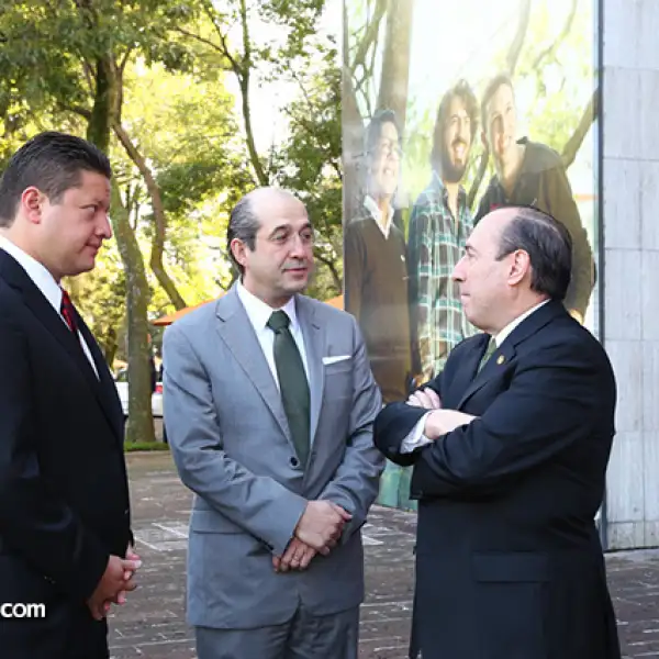 César Gómez Monge, Dr. Eduardo González Pier y Dr. Tomás Barrientos