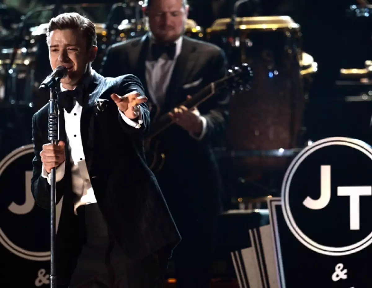 Justin Timberlake en el escenario de los Grammy