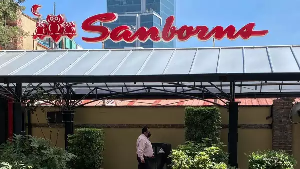 Debido a la pandemia por COVID-19 las tiendas Sanborns han reportado cierre de sucursales.FOTO: ROGELIO MORALES /CUARTOSCURO.COM