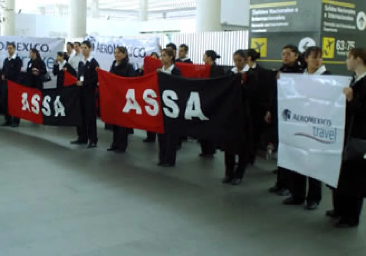 Los sobrecargos rechazaron la propuesta de Aeroméxico. (Foto: Notimex)